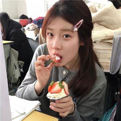 那个女孩的俘虏